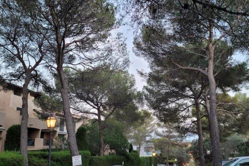Duplex cosy climatise avec piscine St Raphael Boulouris in Boulouris Duplex cosy climatise avec piscine St Raphael Boulouris in Boulouris
