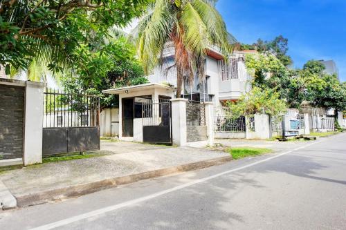 ทางเข้า, Hotel O Medan City Near Sun Plaza Formerly 99 Residence in เมดาน โปโลเนีย ทางเข้า, Hotel O Medan City Near Sun Plaza Formerly 99 Residence in เมดาน โปโลเนีย