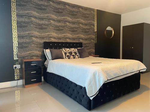 Hermes Suite- By One Leeds Road in Other Hermes Suite- By One Leeds Road in Other