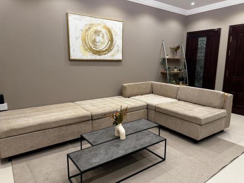 1BR unit in a townhouse with great outdoors and patio in Al Quoz 1BR unit in a townhouse with great outdoors and patio in Al Quoz