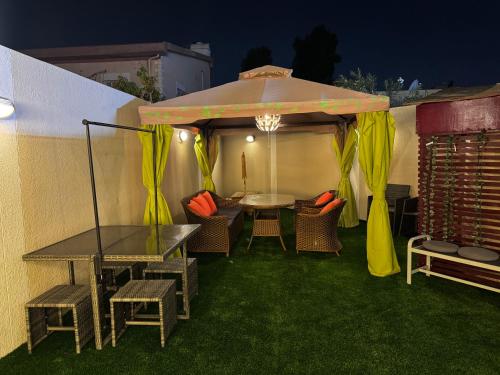 1BR unit in a townhouse with great outdoors and patio in Al Quoz 1BR unit in a townhouse with great outdoors and patio in Al Quoz