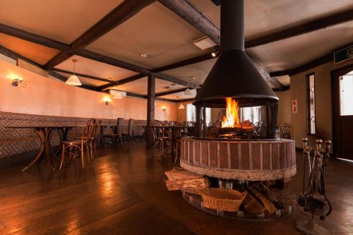 Restaurant, Shakespeare Hotel in Hakuba Restaurant, Shakespeare Hotel in Hakuba