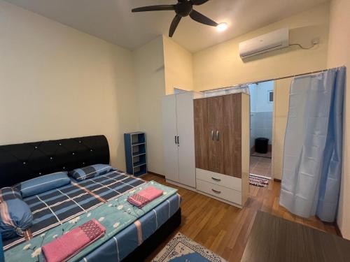 Sandakan Homestay & Backpackers near Bao Gong Temple Sandakan Homestay & Backpackers near Bao Gong Temple