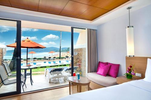 ビヨンド リゾート カロン12