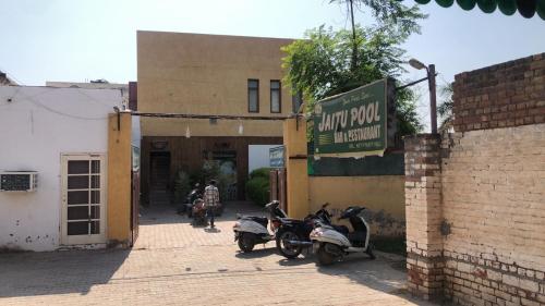 Jaitu Pools in Kot Kapura Jaitu Pools in Kot Kapura