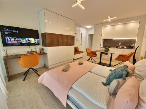Guestroom, Szeged StarLight Rose in Hattyastelep Guestroom, Szeged StarLight Rose in Hattyastelep