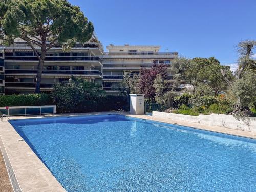 Le Tanit Corinth - Apt 4 Prs, Clim, Piscine in Le Ponteil Le Tanit Corinth - Apt 4 Prs, Clim, Piscine in Le Ponteil