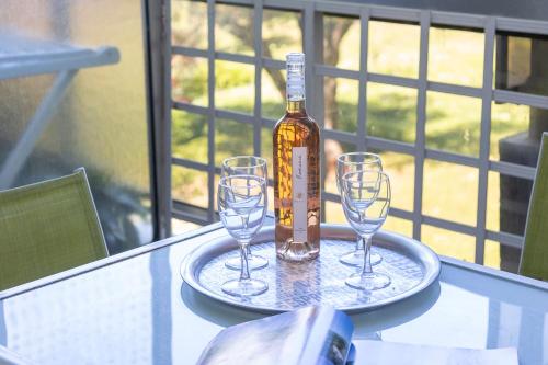 Le Tanit Corinth - Apt 4 Prs, Clim, Piscine in Le Ponteil Le Tanit Corinth - Apt 4 Prs, Clim, Piscine in Le Ponteil