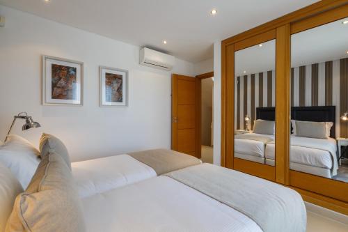 This photo about The Crest shared on HyHotel.com