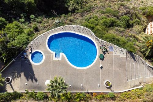 EDEN RENTALS Window To The Sea