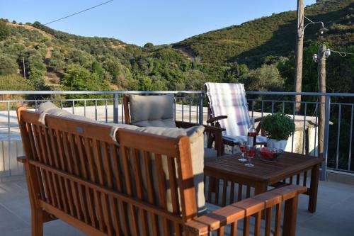 Surrounding environment, Ioannis Home at Skonizo in Mousoures Surrounding environment, Ioannis Home at Skonizo in Mousoures