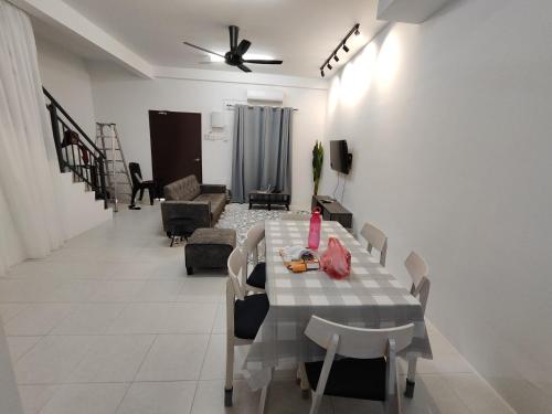 สิ่งอำนวยความสะดวก, AM Homestay Melaka Dua Tingkat 4Room 3Bathroom in เมอร์ลิเมา สิ่งอำนวยความสะดวก, AM Homestay Melaka Dua Tingkat 4Room 3Bathroom in เมอร์ลิเมา