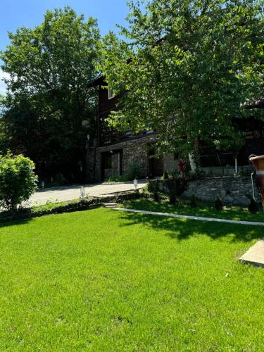 Sofia Lake House in 下科爾努 Sofia Lake House in 下科爾努