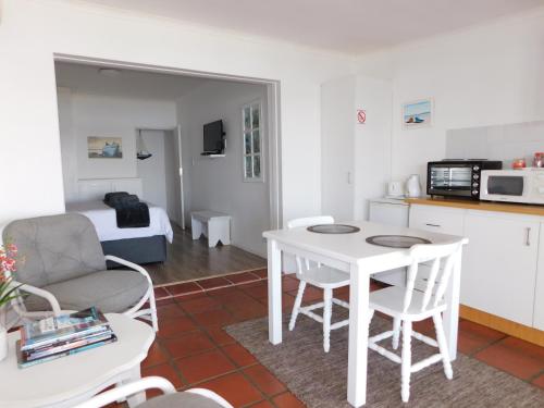 Rivertides Self Catering Guest House in Laaiplek Rivertides Self Catering Guest House in Laaiplek
