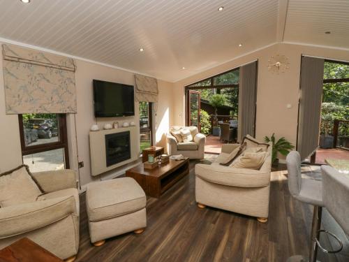 Exterior view, Tree House, Partial Lake Views in Windermere Exterior view, Tree House, Partial Lake Views in Windermere
