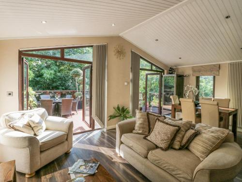Exterior view, Tree House, Partial Lake Views in Windermere Exterior view, Tree House, Partial Lake Views in Windermere