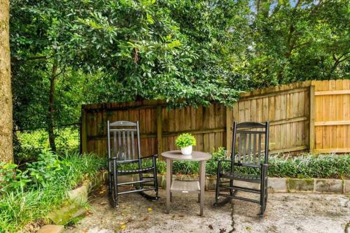 Executive Studio - Walk to Emory & CDC in Emory Executive Studio - Walk to Emory & CDC in Emory