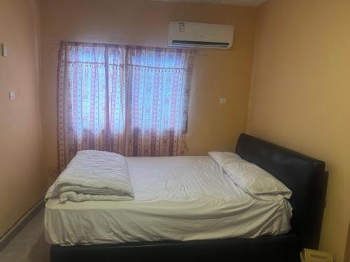 Debora Guest House near שדה התעופה הבינלאומי Lungi International Airport Debora Guest House near שדה התעופה הבינלאומי Lungi International Airport