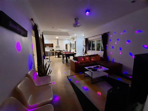 The Pool House Pattaya บ้านเดอะพูลเฮาส์พัทยา in Nong Pla Lai The Pool House Pattaya บ้านเดอะพูลเฮาส์พัทยา in Nong Pla Lai