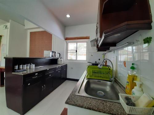 The Pool House Pattaya บ้านเดอะพูลเฮาส์พัทยา in Nong Pla Lai The Pool House Pattaya บ้านเดอะพูลเฮาส์พัทยา in Nong Pla Lai