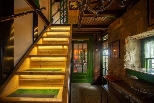 Létesítmények, Brvnara Orlovo Gnezdo in Rudno Létesítmények, Brvnara Orlovo Gnezdo in Rudno