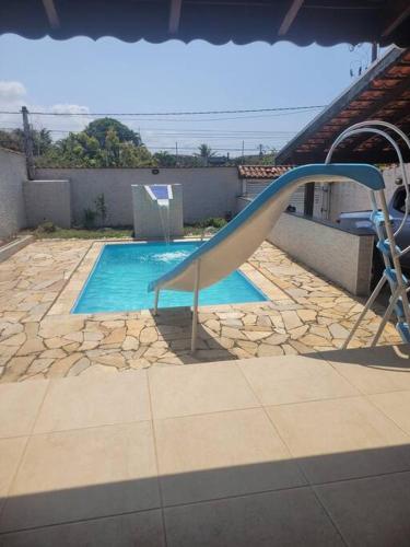 Casa com piscina Itanhaém (Casa com piscina Itanhaem) in โกรุมบา Casa com piscina Itanhaém (Casa com piscina Itanhaem) in โกรุมบา