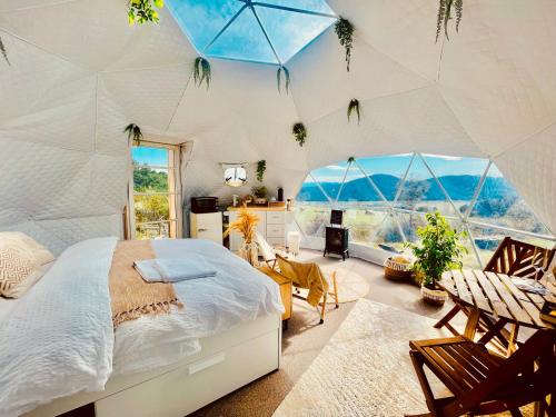 Glamping Hohe Wand - Kuppelzelt mit Whirlpool & Panoramafenster in Hohe Wand Glamping Hohe Wand - Kuppelzelt mit Whirlpool & Panoramafenster in Hohe Wand