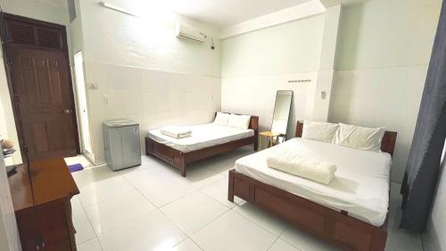 THAI BINH MOTEL near Xuan Thieu Beach THAI BINH MOTEL near Xuan Thieu Beach