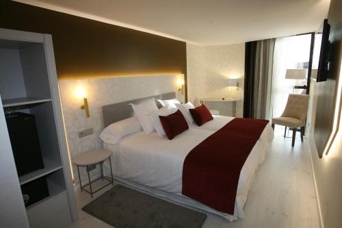 This photo about Hotel Cardenal shared on HyHotel.com