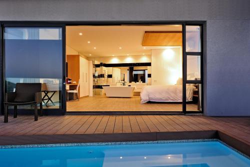 This photo about Sea Star Rocks Boutique Hotel shared on HyHotel.com