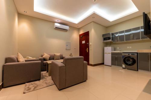 Dapur, ديالا للشقق المخدومة 3 in Dhahrat Laban Dapur, ديالا للشقق المخدومة 3 in Dhahrat Laban