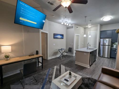 The Apollo - Lux 1-Bed Apartment near Space Center in Nassau Bay The Apollo - Lux 1-Bed Apartment near Space Center in Nassau Bay