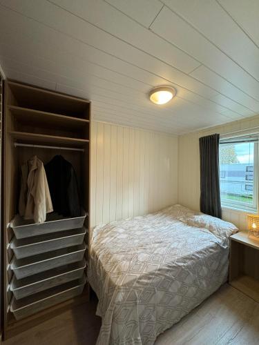 Flott leilighet, nydelig natur - gratis parkering