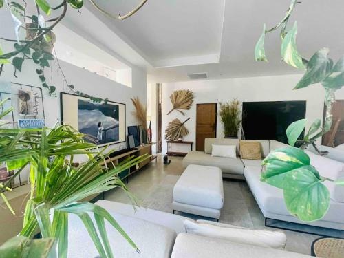 Le Loft de Mel a l'Estaque - atypique & vue mer in Les Riaux Le Loft de Mel a l'Estaque - atypique & vue mer in Les Riaux