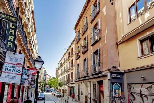 New modern Apartment Malasaña - Chueca 5 Pax