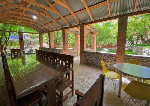 Meghu Guest House in Kalavan Meghu Guest House in Kalavan