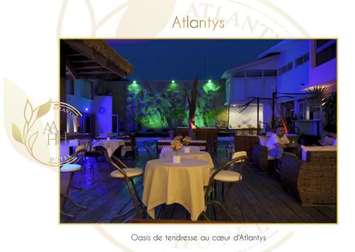 Bar/lounge, ATLANTYS HOTEL in Abidjan Bar/lounge, ATLANTYS HOTEL in Abidjan