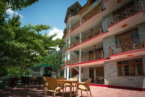 Hippie Panda in Old Manali Hippie Panda in Old Manali