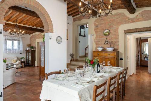 La Capanna di Elfo luxury villa View in Peruzzo La Capanna di Elfo luxury villa View in Peruzzo