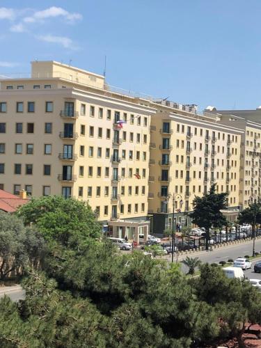 Baku Apartment, near Hyatt Regency
