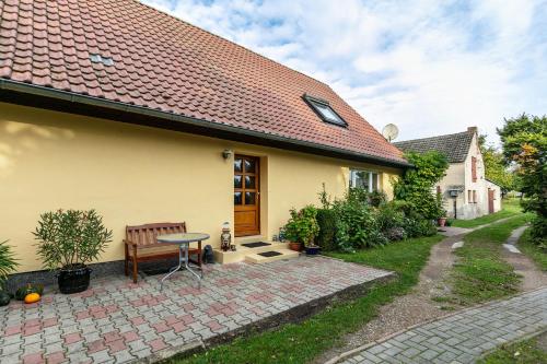 Ferienwohnung im Blumengarten in Angermunde Ferienwohnung im Blumengarten in Angermunde
