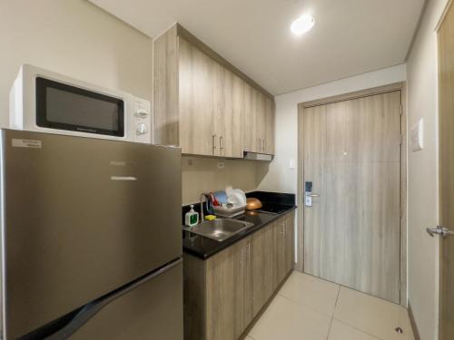 Kitchen, GemstoneBR in SMDC Coast Residences near Libertad LRT Station Kitchen, GemstoneBR in SMDC Coast Residences near Libertad LRT Station