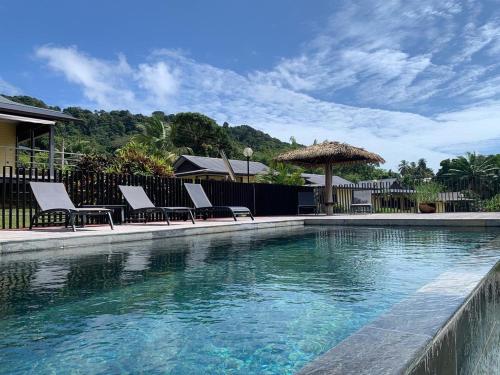 Piscina, Lodges Balourou in Remire-Montjoly Piscina, Lodges Balourou in Remire-Montjoly