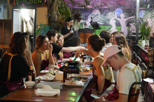 Aktivnosti, SECRET GARDEN Hostel - WANDERNEST Cat Ba in Cat Ba Island Aktivnosti, SECRET GARDEN Hostel - WANDERNEST Cat Ba in Cat Ba Island