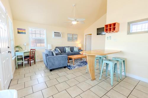 Shark Reef Resort Motel & Cottages in Port Aransas (TX) Shark Reef Resort Motel & Cottages in Port Aransas (TX)