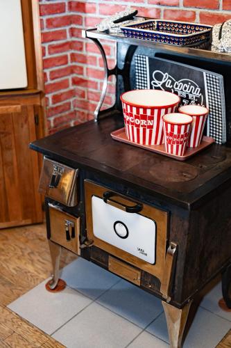 Multi-Level Forest Lodge Near Silverwood with Vintage Ice Cream Parlor & Movie Theater in Blanchard (ID) Multi-Level Forest Lodge Near Silverwood with Vintage Ice Cream Parlor & Movie Theater in Blanchard (ID)