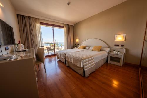 فندق في آي كي جران كوستا ديل سول (VIK Gran Hotel Costa del Sol) in ميجاس فندق في آي كي جران كوستا ديل سول (VIK Gran Hotel Costa del Sol) in ميجاس