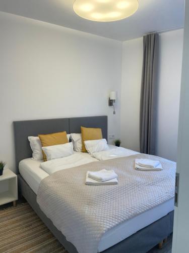 Downtown family apartment by FirstHost 3436A302