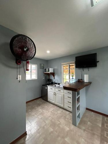 Belize Maya Cabaña (Belize Maya Cabana) in Μπελίζε Σίτι Belize Maya Cabaña (Belize Maya Cabana) in Μπελίζε Σίτι