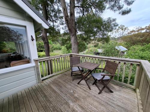 The Signal Box- Riverside Accommodation in Papaiti The Signal Box- Riverside Accommodation in Papaiti